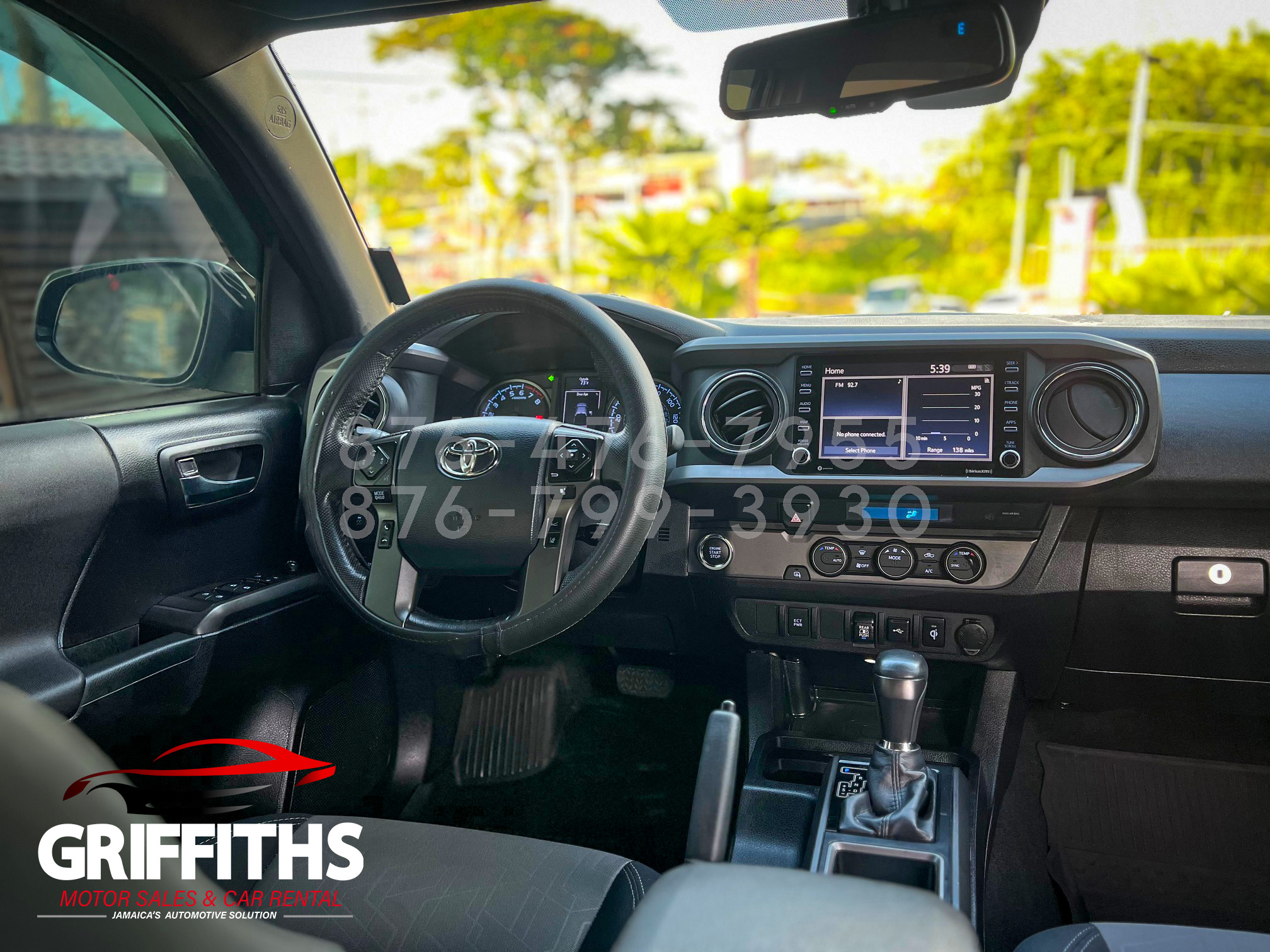 Vehicle Image 12